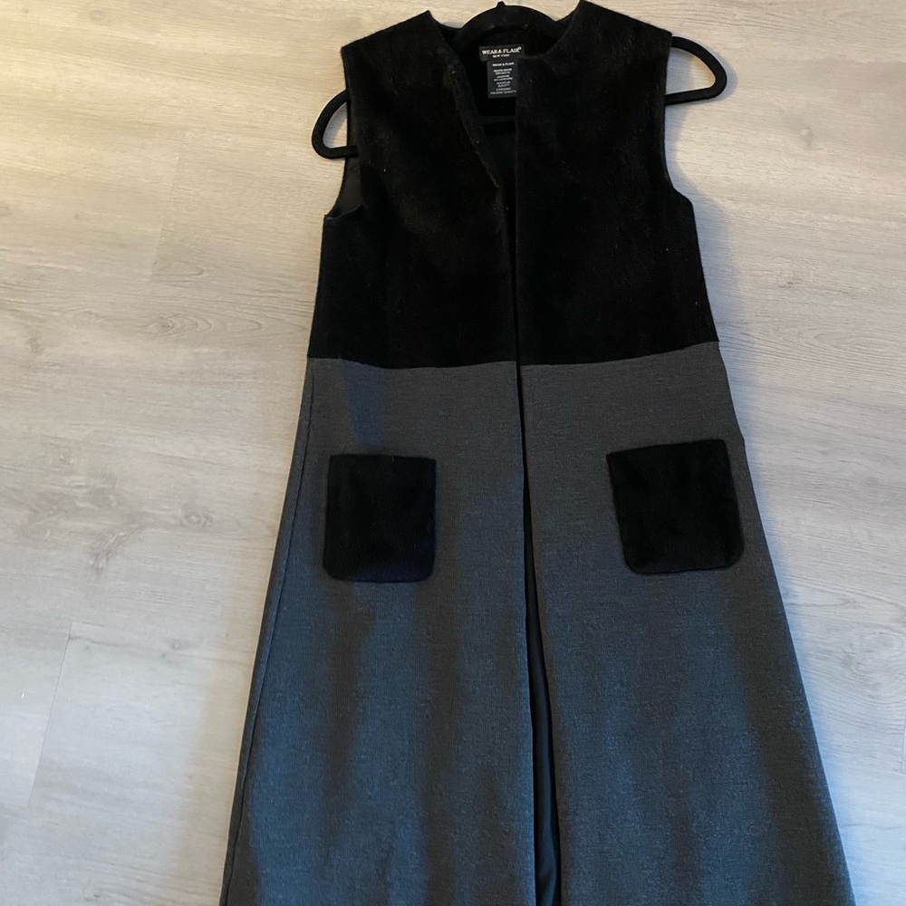 Black and Gray Sleeveless Dress